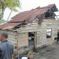 Di Ujung Senja, Nenek Kasmawati Tinggal di Gubuk Tak Layak Huni Tanpa Pintu | Foto : Zonamu/Amir