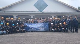 38 mahasiswa jurusan mesin Polikteknik Manufaktur Negeri Bangka Belitung melaksanakan kunjungan kerja lapangan ke Division Processing and Rifenery PT Timah Tbk, untuk belajar pengolahan dan peleburan Timah | Foto: Zonamu/Humas PT Timah