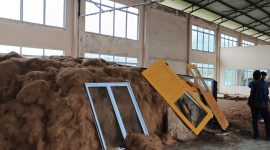 IKM Sentra Kelapa di Desa Resang Lingga | Foto : Zonamu/Wandi