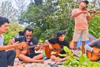 LMG Berkemah di Pantai Dabo Singkep, Satukan Jiwa dan Gaungkan Wisata Lingga | Foto : Zonamu/Ist