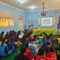 Polres Lingga Sosialisasikan Bahaya Narkoba dan Judi Online ke Pelajar SMP | Foto : Zonamu/Humas Polres Lingga