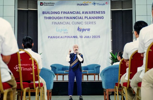 PT Timah Tbk berkolaborasi dengan Bank Mandiri menggelar seminar Building Financial Awarness Through Financial Planning secara hybird dari Graha Timah Pangkalpinang | Foto: Zonamu/Humas PT Timah