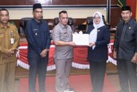 DPRD Lingga Rapat Paripurna Bahas Ranperda RPJMD 2025-2029 | Foto : Zonamu/Humas DPRD Lingga