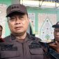 Kepala Kejaksaan Negeri Karimun, Priyambudi saat diwawancarai awak media usai pemusnahan barang bukti, Rabu (2/7/2025) | Foto: Ami