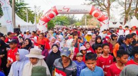 Pekan Sehat HUT ke-49 PT Timah diikuti ribuan masyarakat Belitung Timur | Foto: Zonamu/Humas PT Timah