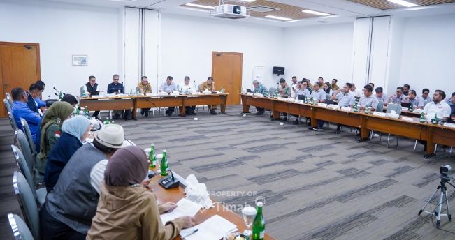 Focus Group Discussion Komisi XII DPR RI saat melakukan kunjungan kerja ke PT Timah Tbk | Foto: Zonamu/Humas PT Timah