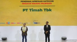 PT Timah meraih penghargaan untuk kategori Inisiatif Hilirisasi dalam ajang Energy & Mining Forum (EMF) 2025 | Foto: Zonamu/Humas PT Timah