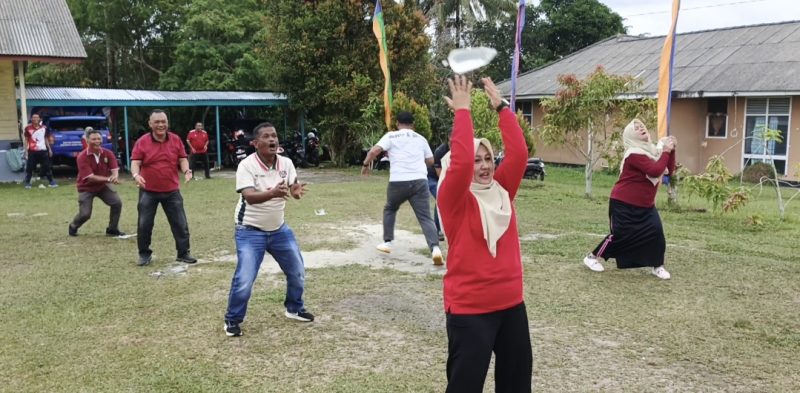 Disperindagkop Lingga Gelar Lomba Rakyat, Perkuat Kebersamaan Pegawai dan LMG | Foto : Zonamu/Wandi