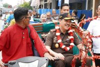 Kajati Kepri saat mengunjungi Kecamatam Moro | Foto : Zonamu/Humas Kajati