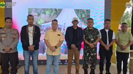 Bupati Lingga bersama TNI Polri saat menyampaikan himbau kepada masyarakat melalui video singkat | Foto : Zonamu/SC Diskominfo Lingga
