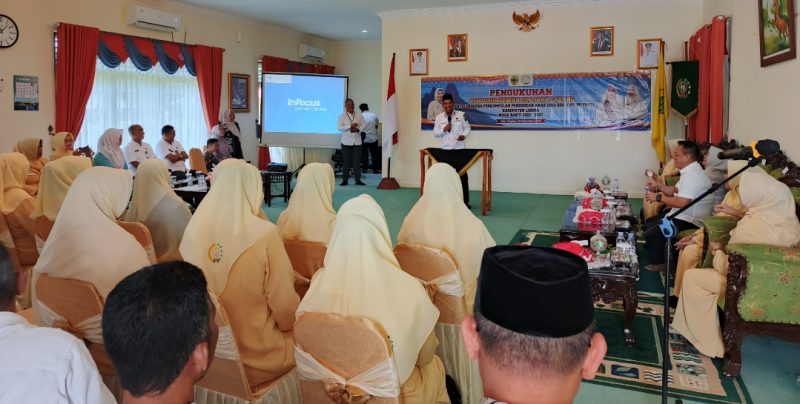 Kata sambutan oleh Wakil Bupati Lingga di pengukuhan DPC PP Paud Lingga | Foto : Zonamu/Wandi