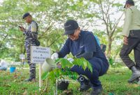 Pada tahun 2025, PT Timah telah melaksanakan penanaman 1200 pohon produktif dan buah-buahan | Foto: Zonamu/Humas PT Timah