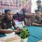 Kasi Intel bersama Kasi PAPBB Kejari Lingga saat melaksanakan press rilis | Foto : Zonamu/Wandi