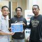 PT Timah serahkan bantuan untuk biaya pengobatan Dazya Adarah Padela | Foto: Zonamu/Humas PT Timah