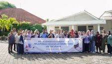 Workshop yang diikuti 40 UMKM Mitra Binaan di wilayah operasional Perusahaan ini menghadirkan narasumber dua orang dosen Magister Manajemen Universitas Bangka Belitung (UBB) | Foto: Zonamu/Humas PT Timah