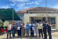 Warga Permis, Kabupaten Bangka Selatan Antusias Ikuti Pelayanan Mobil Sehat PT Timah | Foto: Zonamu/Humas PT Timah