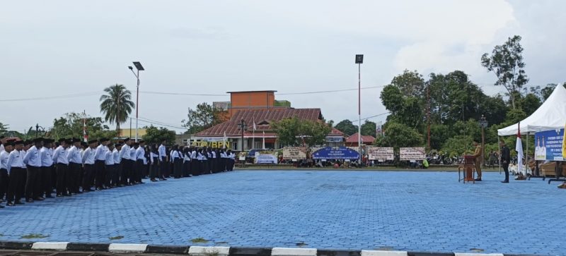 Pembagian SK PPPK tahap dua kepada 451 | Foto : Zonamu/Wandi