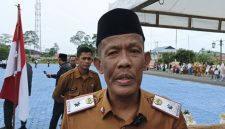 Sekda Lingga Armia saat di wawancarai | Foto : Zonamu/Wandi