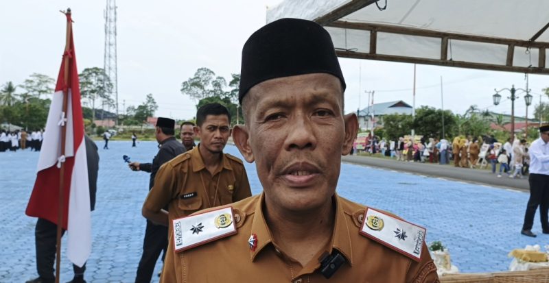 Sekda Lingga Armia saat di wawancarai | Foto : Zonamu/Wandi