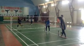 Para atlet bulu tangkis lingga tengah berlatih persiapan Kejuaraan Provinsi Kepri | Foto : Zonamu/Paino