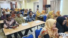 Kegiatan pelatihan Training Of Trainers yang digelar oleh OJK Kepri di Lingga | Foto : Zonamu/Wandi