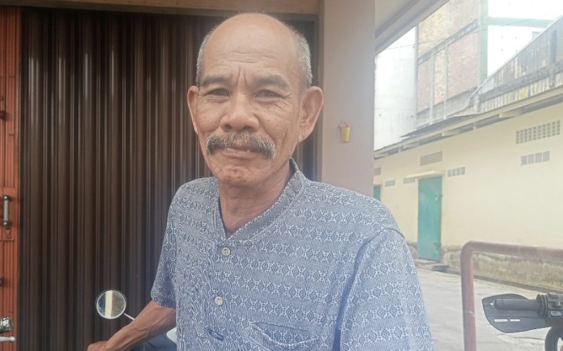 Tokoh Masyarakat Dabo Singkep, Drs. Jenaan | Foto : Zonamu/Vatawari