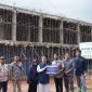 PT Timah serahkan bantuan Yayasan Cahaya Qolbu Belitung yang mulai mendirikan Pondok Pesantren An-Nur di Desa Padang, Kecamatan Manggar, Kabupaten Belitung Timur | Foto: Zonamu/Humas PT Timah