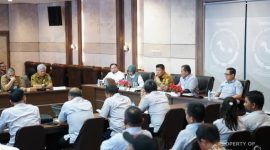 Rapat koordinasi PT Timah Tbk dalam rangka percepatan operasionalisasi Koperasi Desa Merah Putih sektor pertambangan timah | Foto: Zonamu/Humas PT Timah