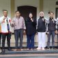 3 Atlet SMA Negeri 4 Karimun dan 1 Pelatih diberangkatkan untuk mengikuti Kejuaraan O2SN di Jakarta pada 16-21 November 2025 | Foto: Ami