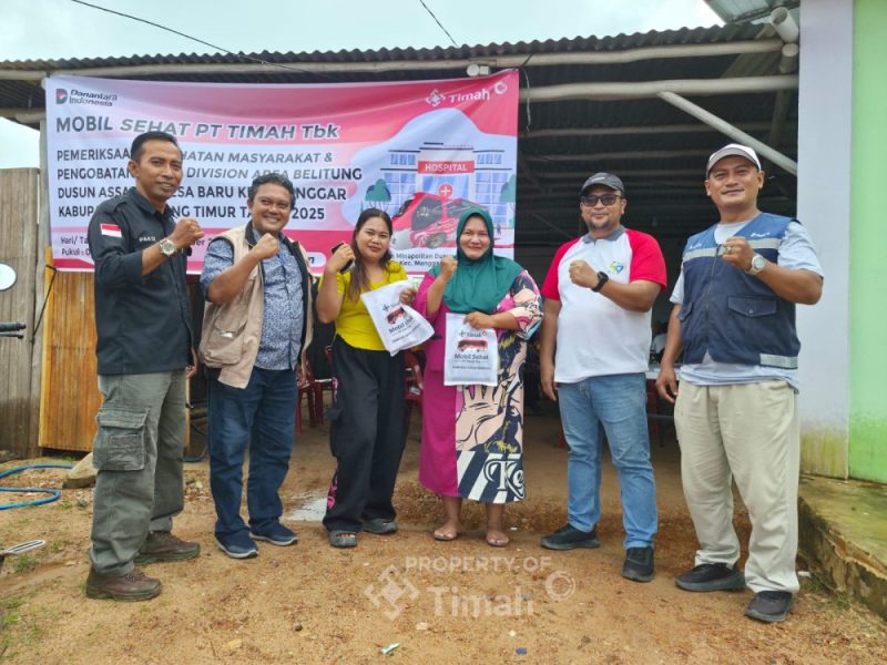 Mobil Sehat PT Timah Tbk memberikan pelayanan kesehatan gratis bagi masyarakat terdampak banjir rob di Kabupaten Belitung Timur | Foto: Zonamu/Humas PT Timah