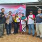 Mobil Sehat PT Timah Tbk memberikan pelayanan kesehatan gratis bagi masyarakat terdampak banjir rob di Kabupaten Belitung Timur | Foto: Zonamu/Humas PT Timah
