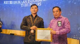 Kepala Bandara Dabo Singkep Raih Penghargaan | Foto : Zonamu/Ist