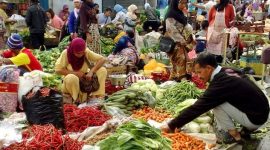 Ilustrasi: Pergerakan harga bumbu dapur dan daging di pasar tradisional mulai mengalami penyesuaian seiring meningkatnya permintaan jelang hari besar keagamaan | Foto: Zonamu/Istimewa