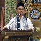 Bupati Karimun, Iskandarsyah memberikan sambutan saat Safari Ramadan di Masjid Baiturrahman, Kelurahan Teluk Air, Sabtu (21/2/2026) malam | Foto: Bustomi