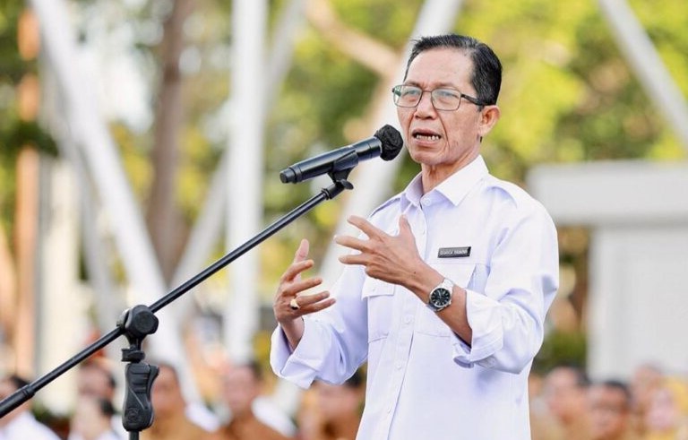 Wali Kota Batam, Amsakar Achmad saat memberikan arahan terkait penyesuaian jam kerja ASN Pemko Batam selama Ramadan 1447 H | Foto: Zonamu/Diskominfo Batam