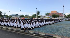 Pegawai PPPK saat menerima SK beberapa waktu lalu | Foto : Zonamu/Wandi
