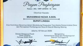 Penghargaan Yang diterima oleh Buapti Lingga | Foto : Zonamu/Prokopim Lingga