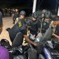 Tim RAGA Polres Inhil menyisir ruas jalan protokol di Kota Tembilahan untuk memastikan situasi Kamtibmas tetap kondusif. Patroli preventif ini menyasar titik-titik rawan | Foto: Zonamu/Humas Polres Inhil