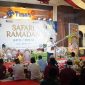 PT Timah Tbk menyapa para penjaga rumah Allah dalam Safari Ramadan di Kundur. Melalui bantuan ini, perusahaan berharap dapat mempererat silaturahmi dengan masyarakat | Foto: Zonamu/Humas PT Timah