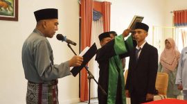 Wabup Novrizal Lantik Direktur Perumda Air Minum | Foto : Zonamu/Sahib