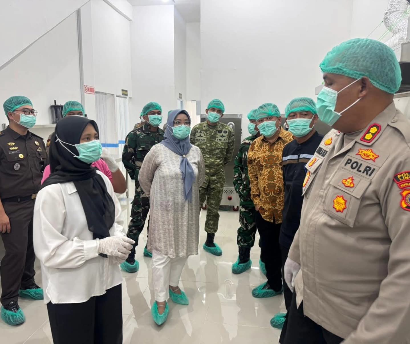 Ketua DPRD Lingga Dorong Penguatan Gizi Lewat Dapur SPPG Bhayangkari | Foto : Zonamu/Humas DPRD Lingga