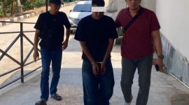Polsek Nongsa saat melakukan penangkapan  | Foto : Zonamu/Dok. Polsek Nongsa