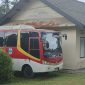 Mobil Bus Sekolah terparkir di Kecamatan Singkep | Foto : Zonamu/Wandi
