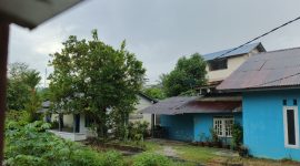 Potret suasana sore hari di Dabo Singkep mendung berhujan | Foto.: Zonamu/Wandi