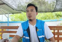 Kepala PLN Dabo Singkep Suher saat diwawancarai | Foto : Zonamu/Wandi