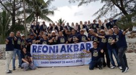 Foto bersama Alumni SMP/SMA Angkatan 91-94 | Foto : Zonamu/Taupik