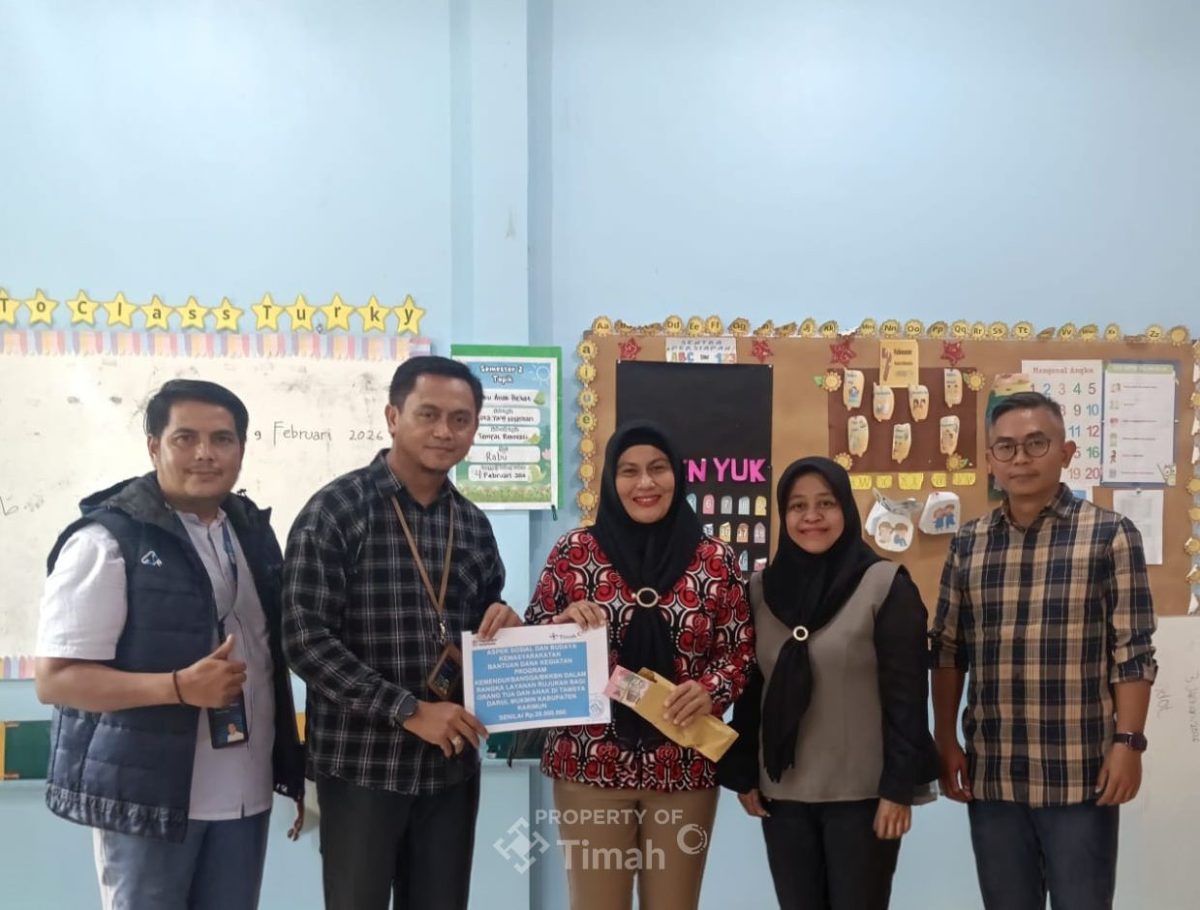 PT Timah Tbk berkolaborasi dengan BKKBN Kepri menghadirkan psikolog profesional untuk memberikan layanan konseling gratis bagi orang tua dan anak di TPA Darul Mukmin, Karimun | Foto: Zonamu/Humas PT Timah