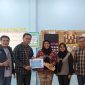 PT Timah Tbk berkolaborasi dengan BKKBN Kepri menghadirkan psikolog profesional untuk memberikan layanan konseling gratis bagi orang tua dan anak di TPA Darul Mukmin, Karimun | Foto: Zonamu/Humas PT Timah