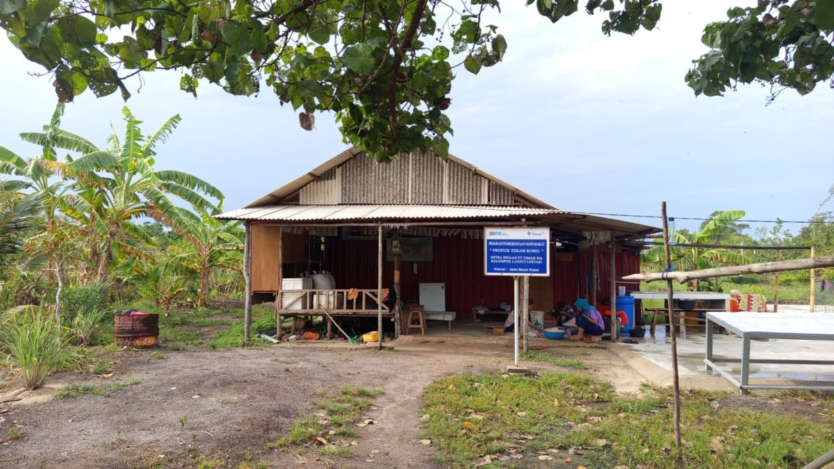 Produk terasi 'Belacan Cinta' hasil olahan KWT Lanjut Lestari binaan PT Timah kini mulai merambah pasar Tanjungbalai Karimun hingga Batam | Foto: Zonamu/Humas PT Timah