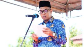 Wakil Bupati Lingga saat pimpin Upacara Hari Otonom Daerah | Foto : Zonamu/Diskominfo Lingga